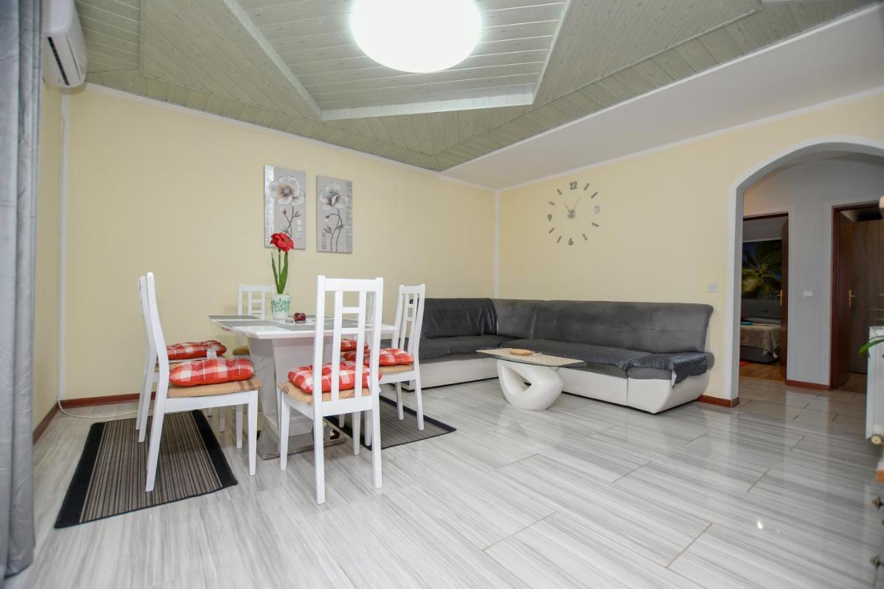 Apartments Katja Poreč Eksteriør billede