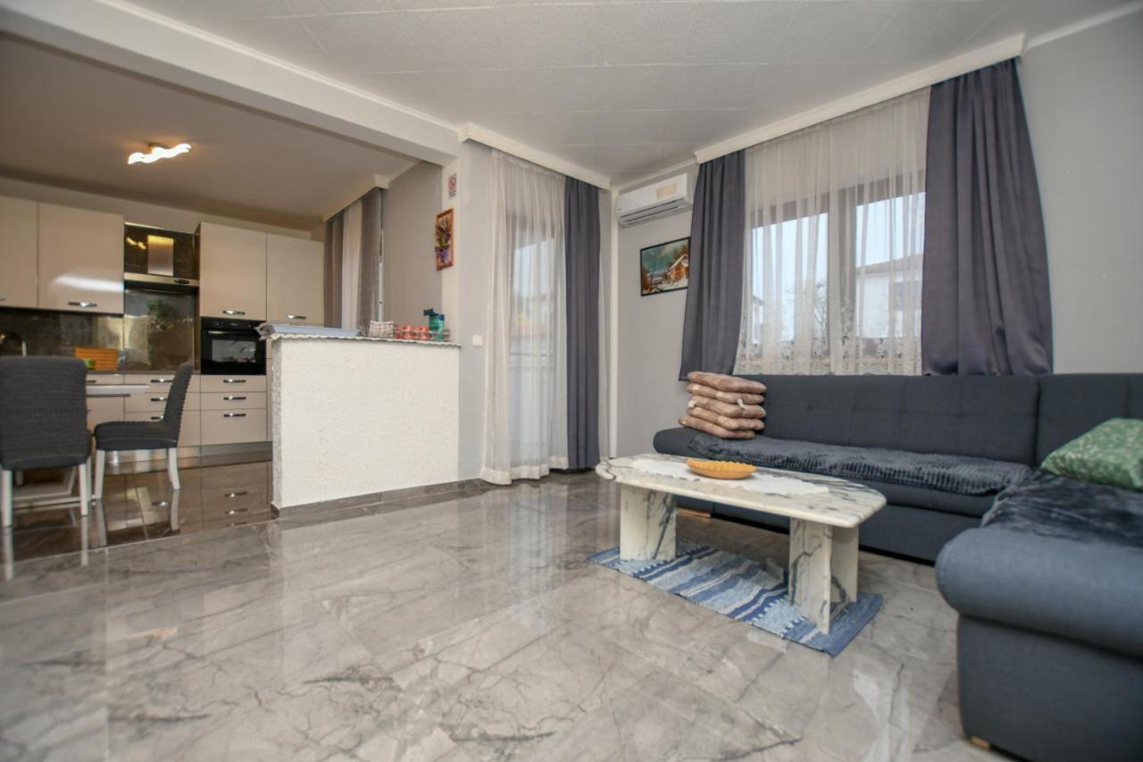 Apartments Katja Poreč Eksteriør billede